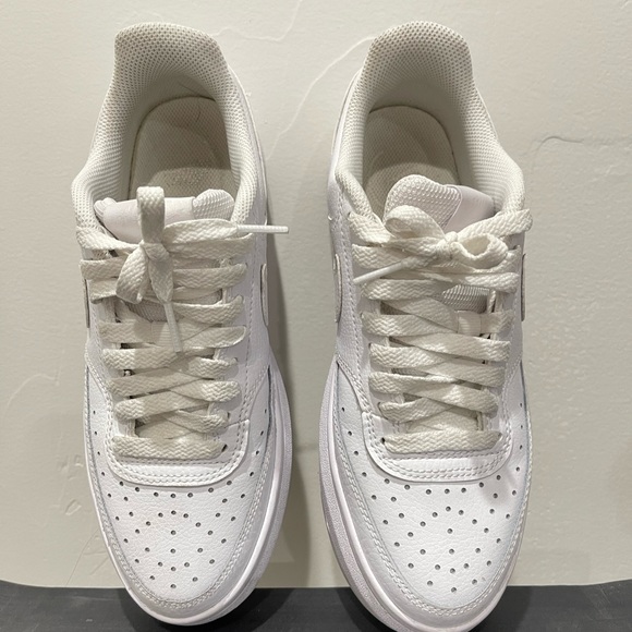 Women’s Nike Platform Air Force 1 - Picture 5 of 6